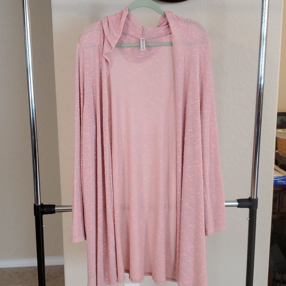 Open sweater with hood